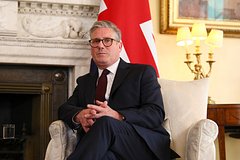 Стармер озвучил сроки прекращения огня на Украине