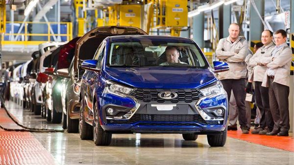 АвтоВАЗ начал производство новой модели Lada Iskra