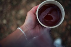 В ЦУМе начали продавать кружки для кофе навынос за 27 тысяч рублей