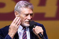 Звезда фильма «Любовь и голуби» заявил о надломленности Ефремова после колонии